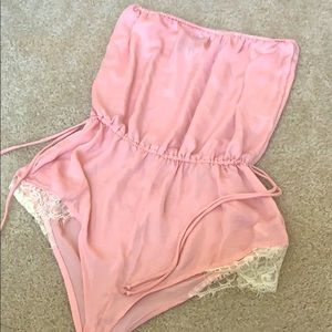 NEW! — FREE PEOPLE PINK LACE PAJAMAS